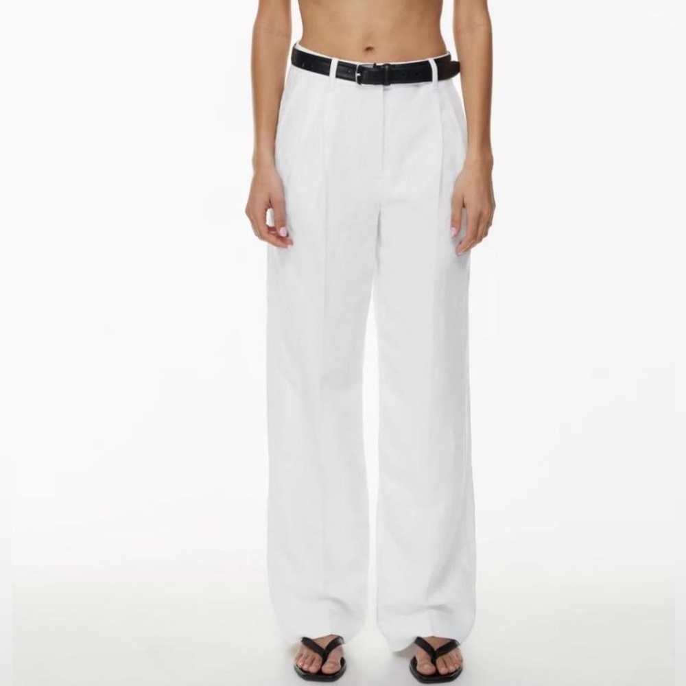 Aritzia Women's White Linen Trousers